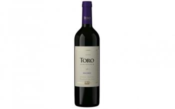 xx_toro-vf-cent-malbec-750ml-8468e05c54da763416949f07a555191d-696-0.jpeg